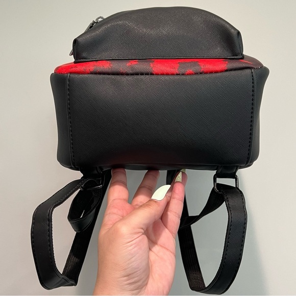 Ghostface Backpack Bioworld The Icon Of Halloween Red/Black Mini Backpack NEW - Picture 4 of 11